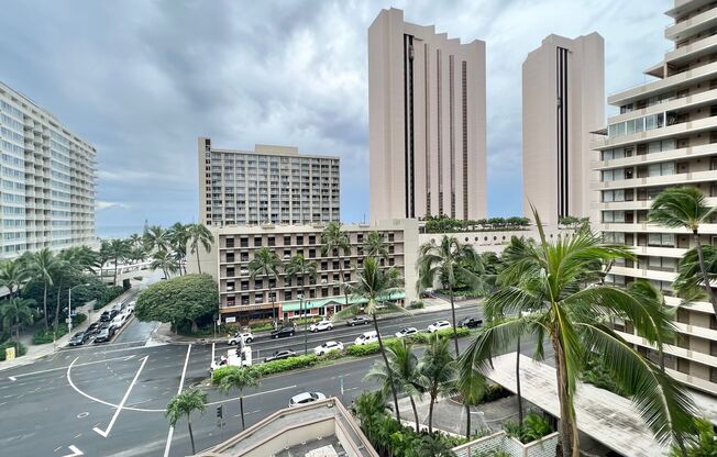 1 bed, 1 bath, $2,300