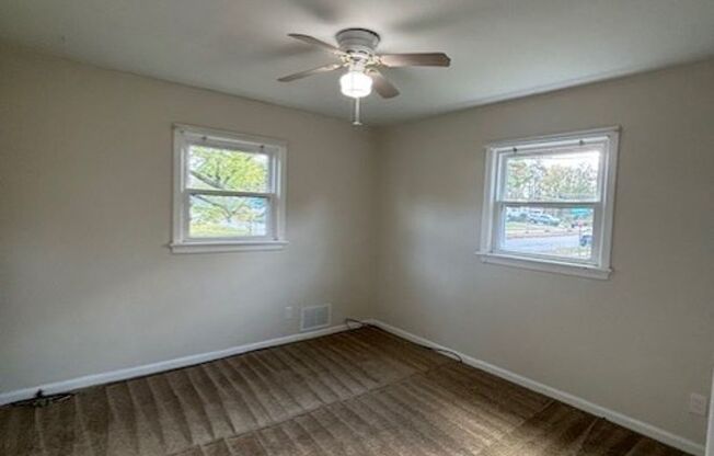 3 beds, 1 bath, $1,895