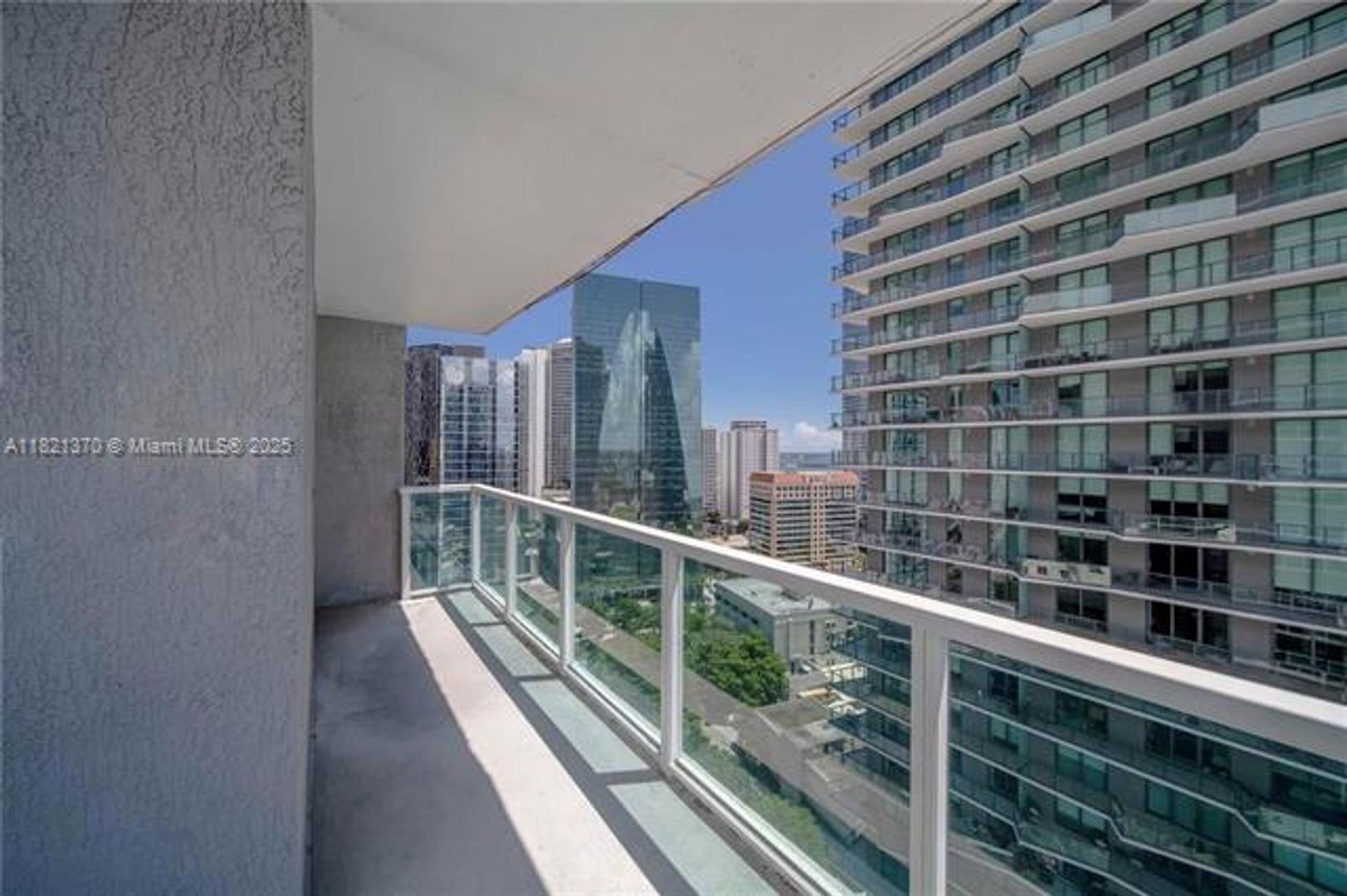 1250 S Miami Ave unit 2201 (A11821370)