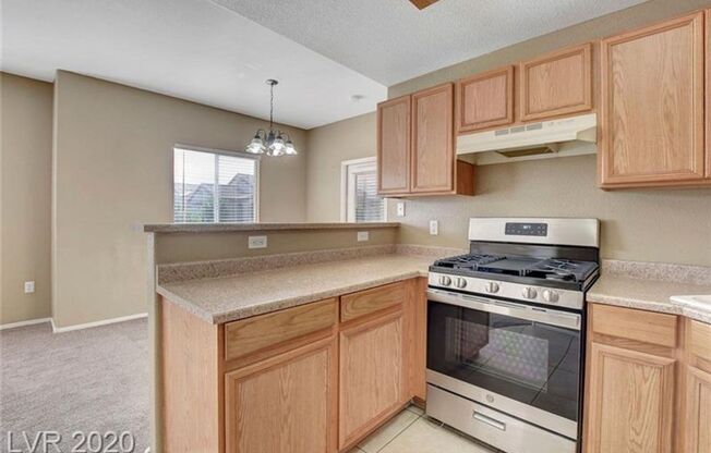 2 beds, 2 baths, $1,300, Unit # 209