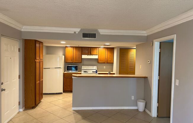 Condo in Nob Hill Landing - Tamarac