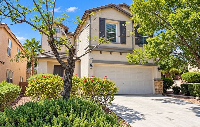 Newly Available in Desirable Community! 4bed 2.5bath