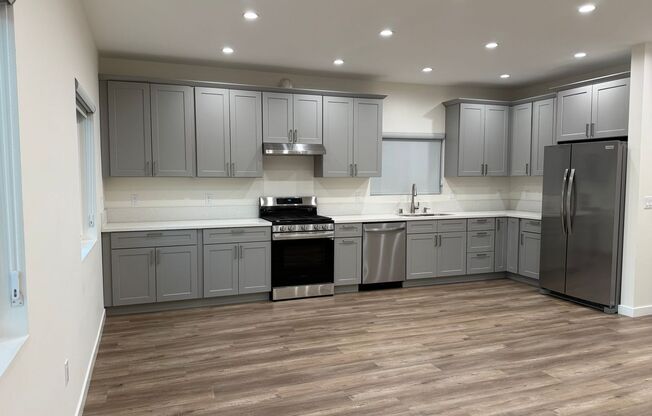 3621 W. Victory Blvd