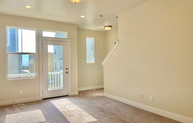 Beautiful Townhome at Parkside Stone Creek!