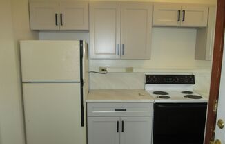 1 bed, 1 bath, 1 sqft, $1,100, Unit #B