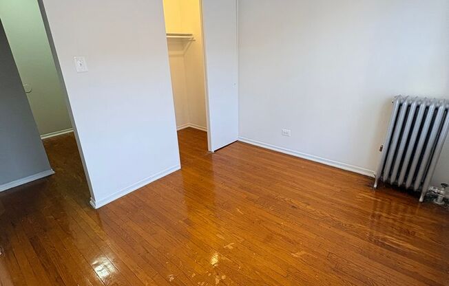 1 bed, 1 bath, 670 sqft, $1,050, Unit CA 137.5-3W