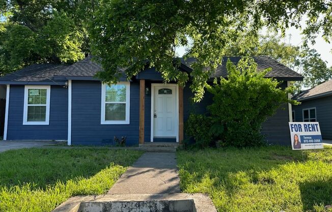 Coming Soon! 3 Bed 2 Bath House for Rent in Dallas TX!