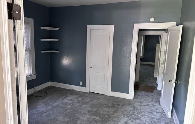 2 Bed, 1 Bath House available