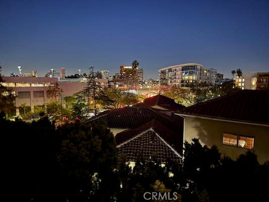321 S San Vicente Blvd