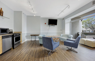 1400 Unit South Michigan Ave.