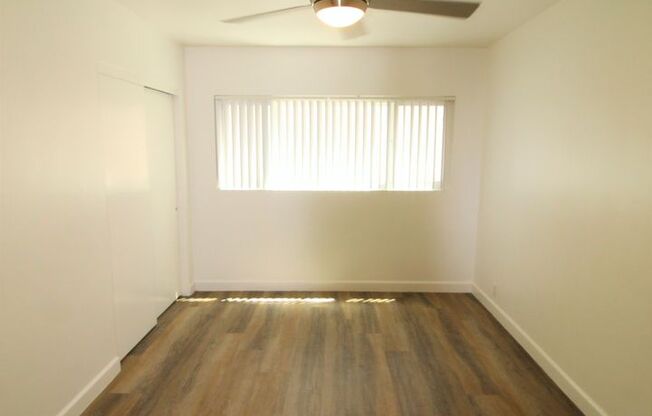 2 beds, 1 bath, $2,400, Unit 1 College Drive