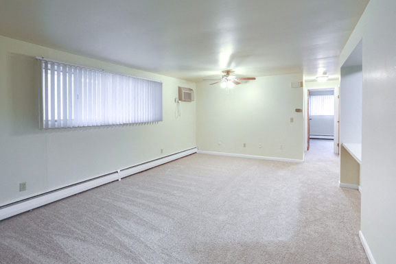 Sheridan Drive â Living Room â Dining â Tonawanda Area â Appliances Included - 24 Hour Emergency Maintenance â Pet Friendly â Ask for a Tour - Basic FIOS TV Included - Air Conditioner - Extra Storage