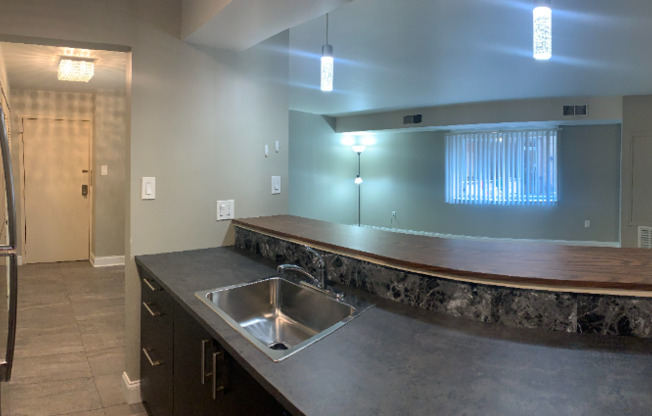 1001 Grandview Ave 1008