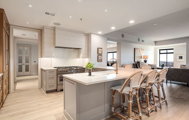 3 beds, 3.5 baths, $10,000, Unit Units 1005-1006