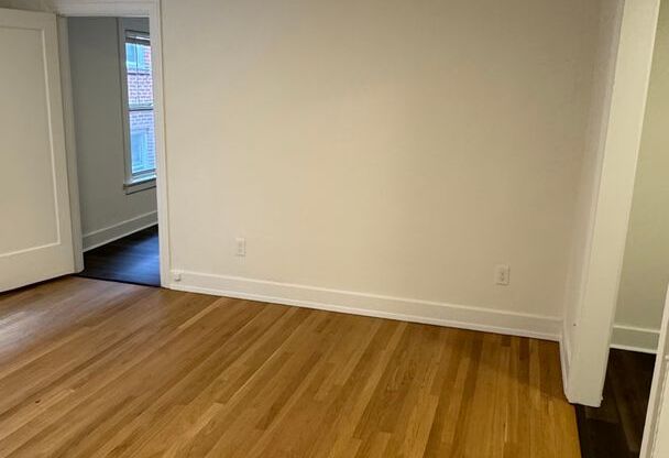 1 bed, 1 bath, 425 sqft, $1,920, Unit 303
