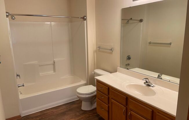 1 bed, 1 bath, 805 sqft, $1,480, Unit 931-106