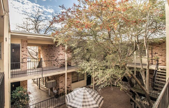 1 bed, 1 bath, $1,025, Unit # 10