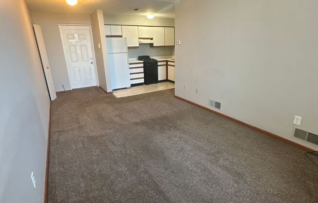 *** North Hills Apartments for rent * Pet Friendly * Central A/C * Spacious * Available Now ***