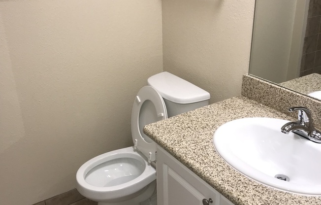 3 beds, 2 baths, 1,050 sqft, $1,895