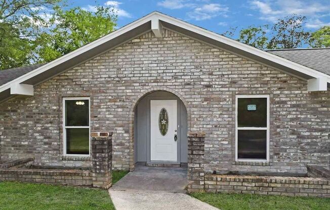 Gorgeous all renovated Home in Lumberton, TX!
