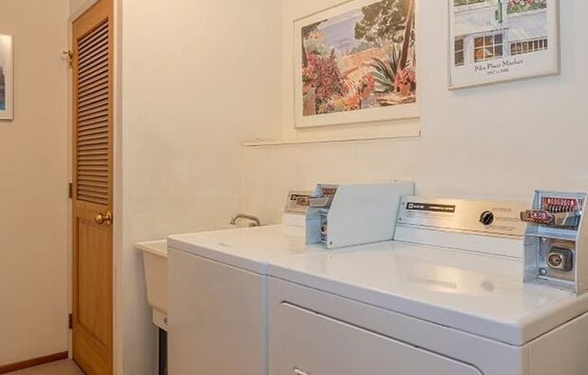 Shorecrest Apartments