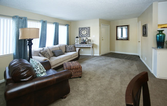 2 beds, 1 bath, 915 sqft, $1,450, Unit RV 5853-D