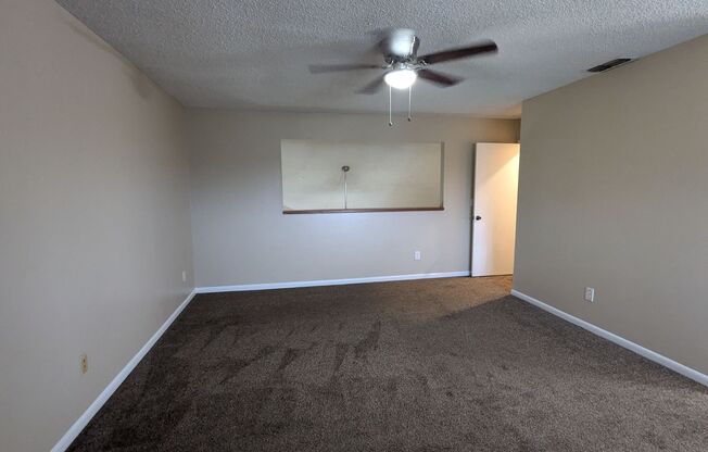 2 beds, 2 baths, $1,395