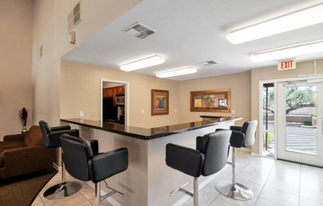 2 beds, 2 baths, $2,500, Unit #107