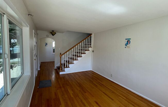 3 beds, 1 bath, $3,995