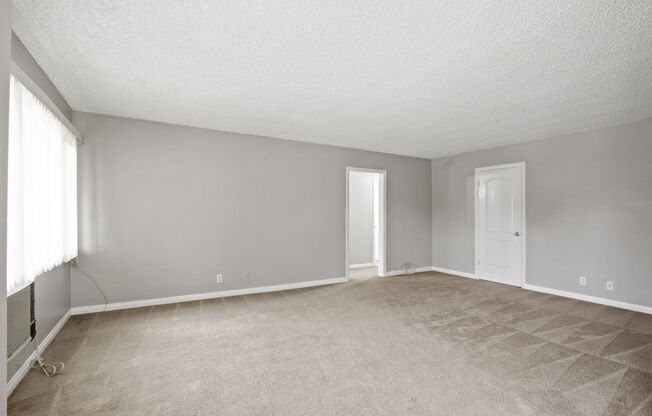 2433-2435 S. Baldwin Ave.