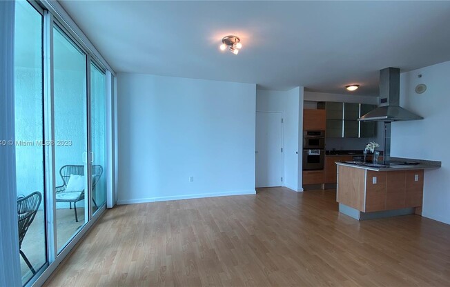 218 SE 14th St