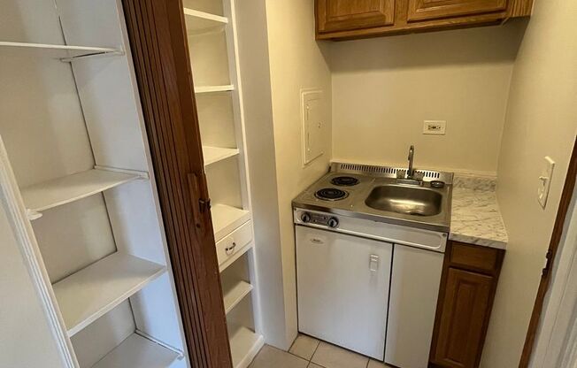 Studio Apartment All Utilities Included Available July 2025