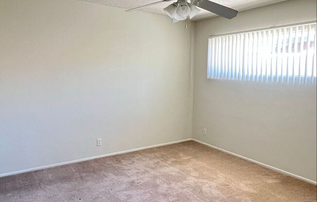 7832 W MANCHESTER AVE