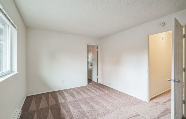 3 beds, 1 bath, $1,950