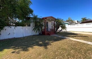 3 Bedroom Home in Pacific Beach w/ Off-Street Parking