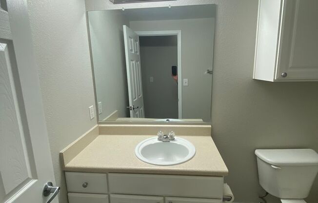 2 beds, 2 baths, 1,174 sqft, $1,450, Unit Las Vegas Blvd Unit 2238