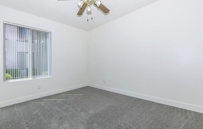 3 beds, 2 baths, 1,194 sqft, $1,649, Unit P1085