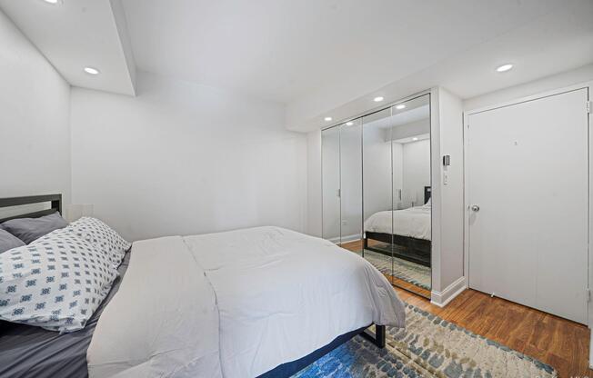 1 bed, 1 bath, 440 sqft, $4,200, Unit 1412