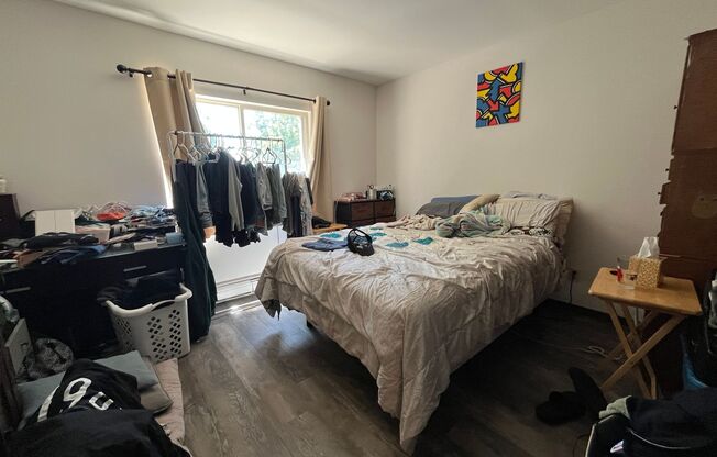 1 bed, 1 bath, $975, Unit 40