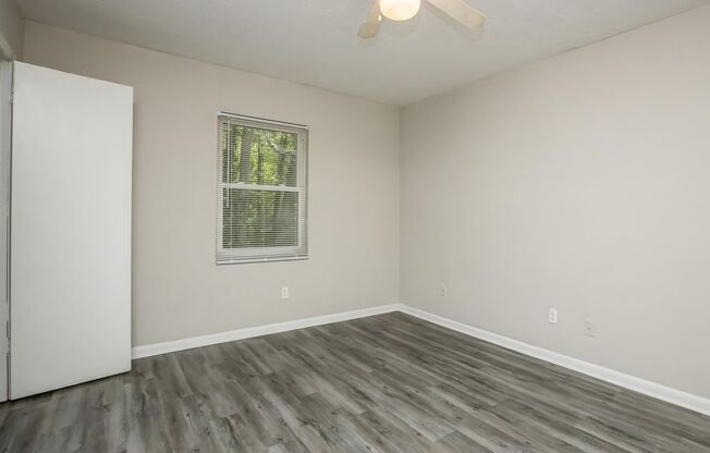 2 beds, 1 bath, 770 sqft, $1,285, Unit G2