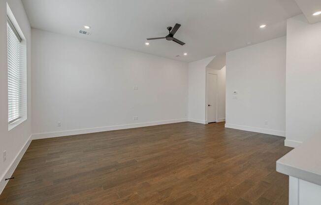 Brand new 4/4.5 Townhome