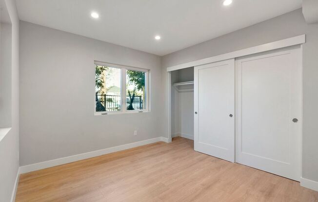 Gorgeous Brand New Build - Townhomes in Grant Hill