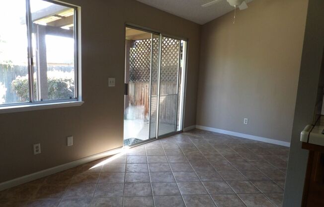 Great home for rent in Visalia!