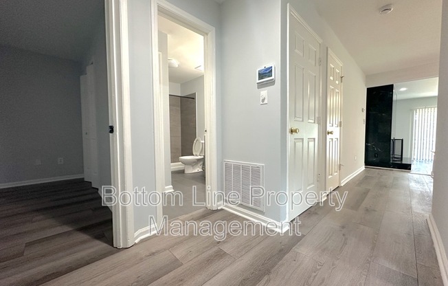 9031 J M KEYNES DR