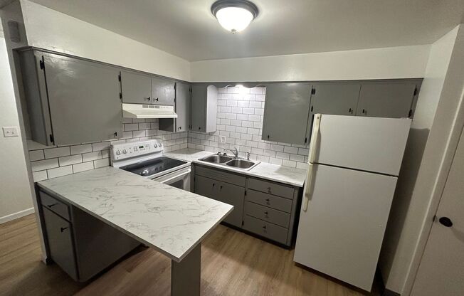 1 bed, 1 bath, 600 sqft, $1,095, Unit Unit 6