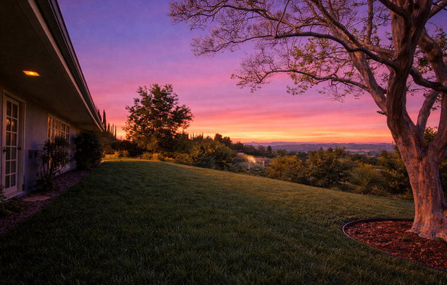 Architect’s Dream with Panoramic Valley Views in Private Calabasas Cul-de-Sac