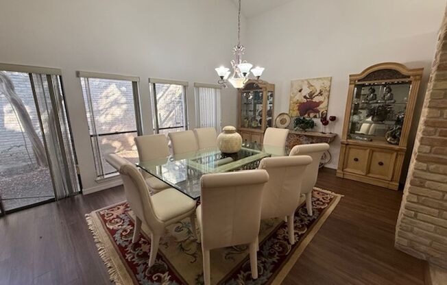 Prestigious Gated Living in Mission Trace- Fully Furnished - Minutes from Medical Center