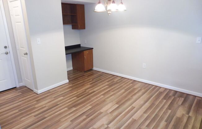 Private Ground Floor Condo in the Heart of Germantown