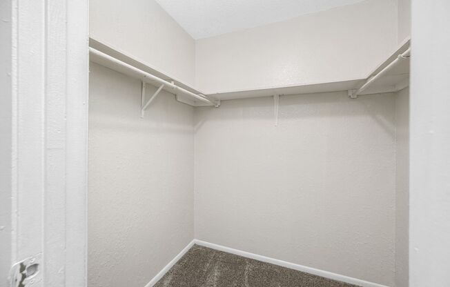 1 bed, 1 bath, 650 sqft, $1,325, Unit A302