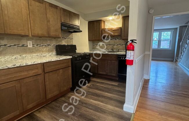 3 beds, 1 bath, $1,595